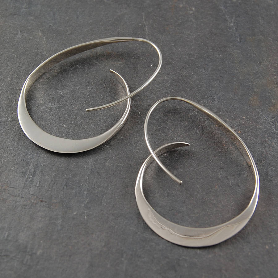 Elegant Twist Earrings
