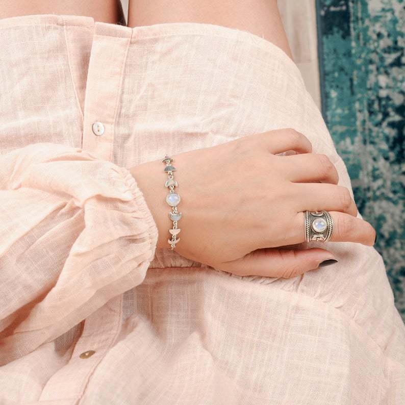 Moonstone Bracelet Inspired by the Lunar Cycle