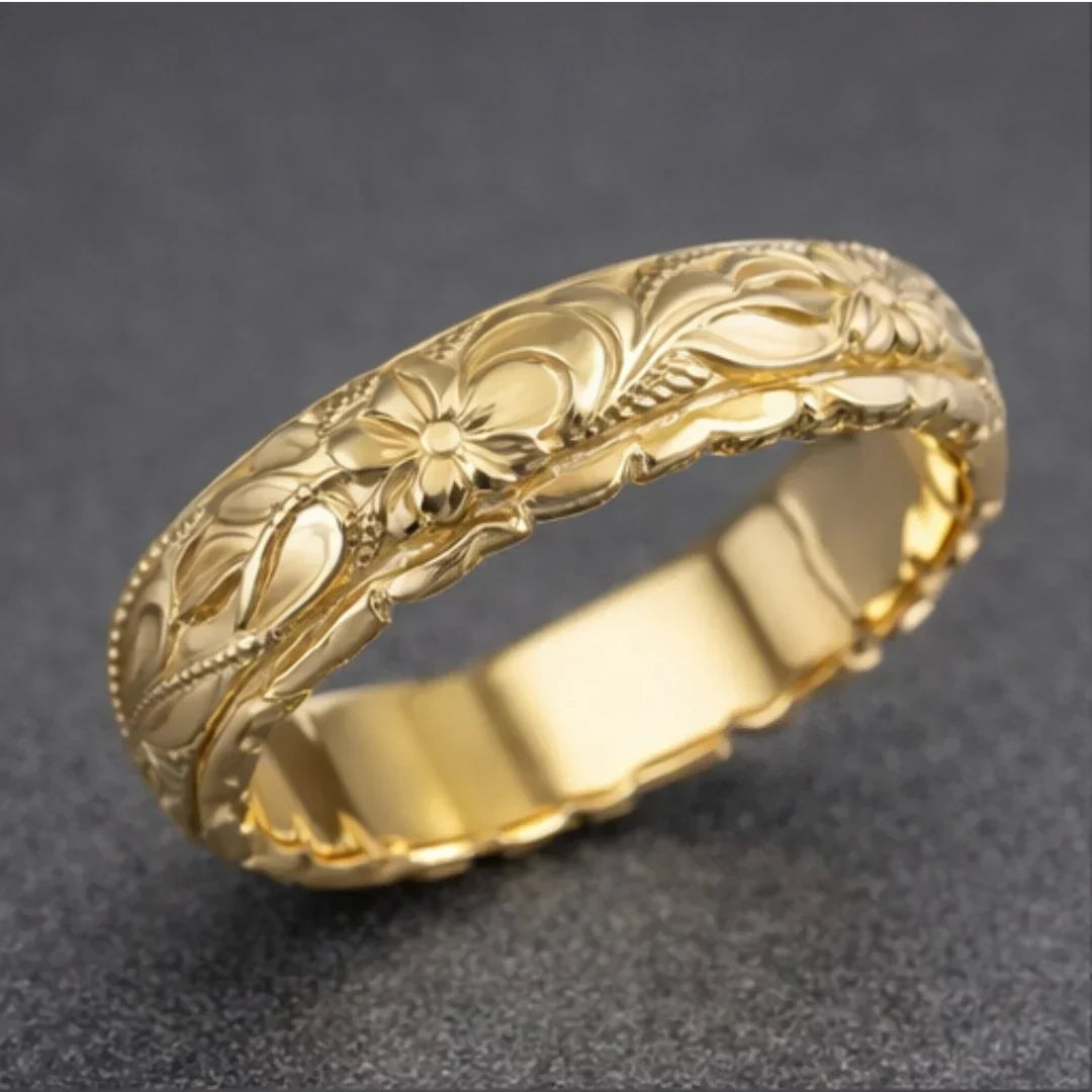 Timeless Gold Chain Ring