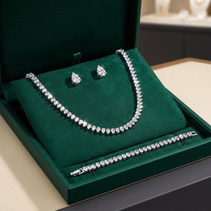Gorgeous Round Cut Cubic Zirconia Bridal Set with Complete Accessories