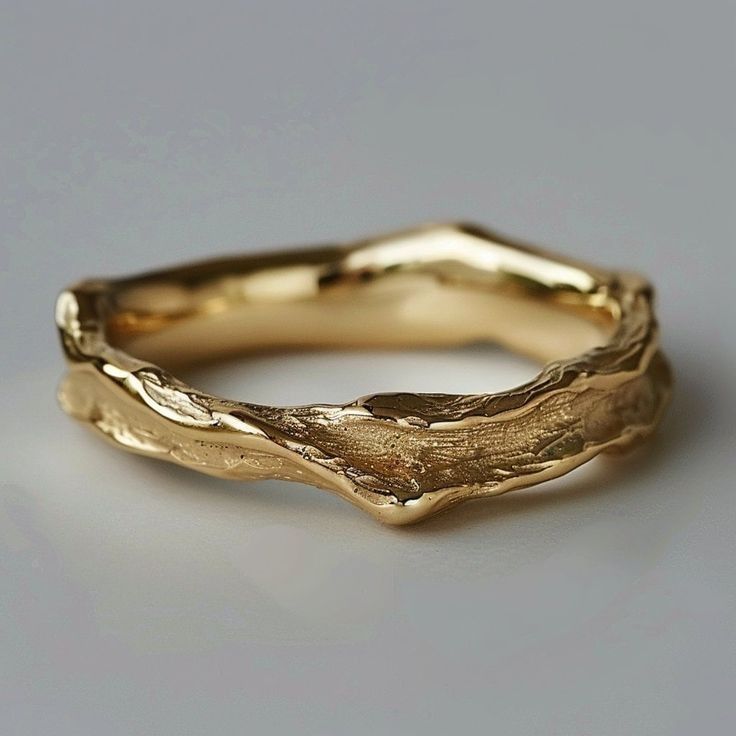 Vintage Handcrafted Gold Ring