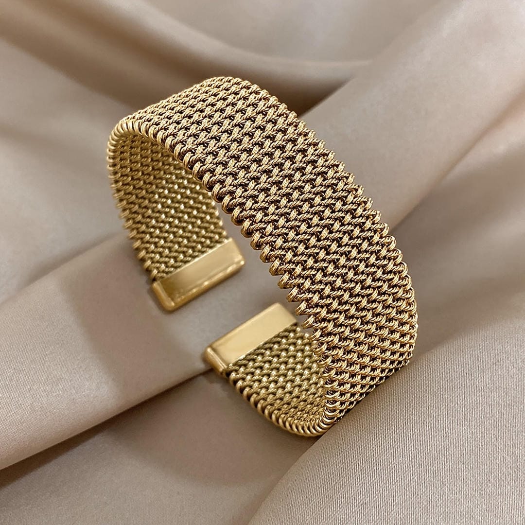 Adjustable Gold-Plated Braided Bracelet
