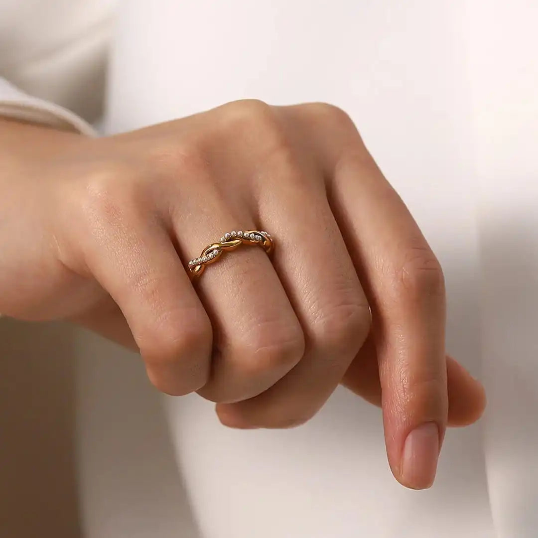 Chic Twisted Pearl and Gold Stacking Ring