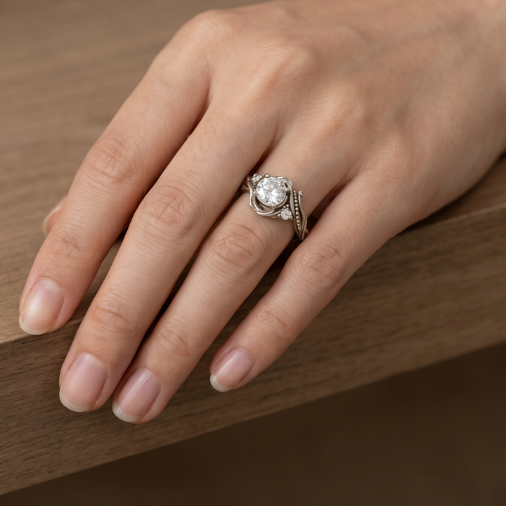 Elegant Silver Branch Zirconia Band