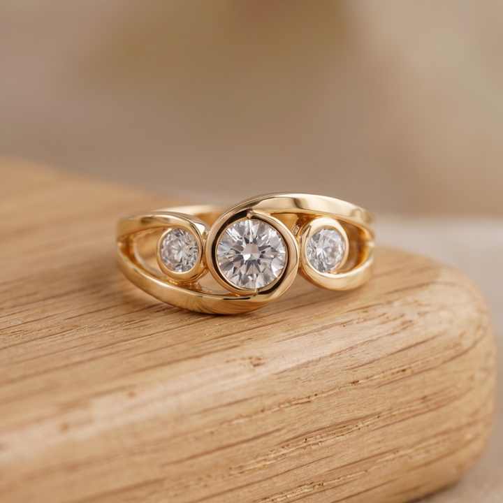 Vintage Gold-Finished Spiral Zirconia Ring