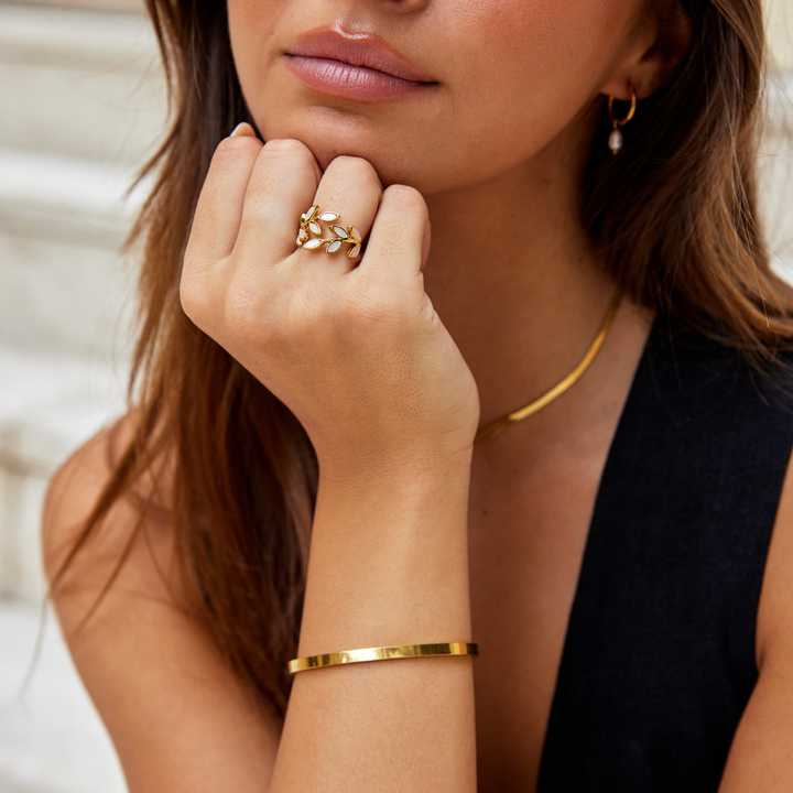 Golden Leaf-Inspired Ring Design
