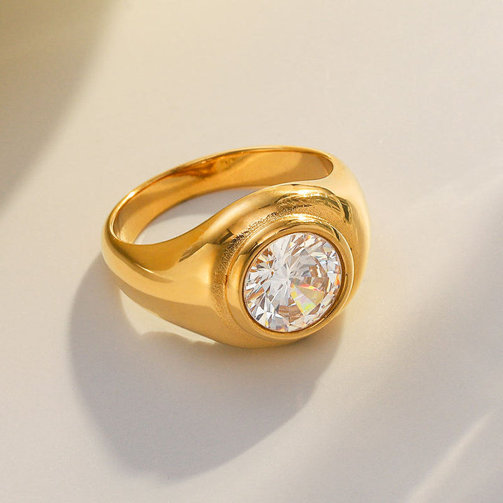 Antique Crafted Gold Zirconia Band