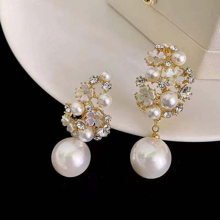 Elegant Floral Pearl Earrings