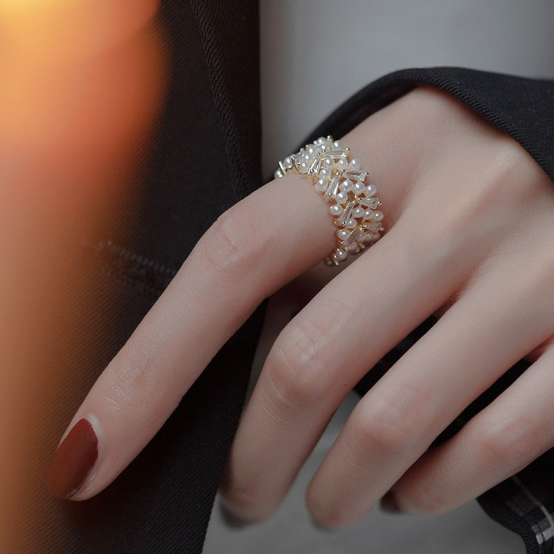 Luxurious Golden Pearl Ring