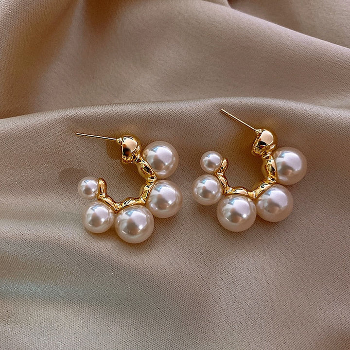 Elegant Pearl Dangle Earrings