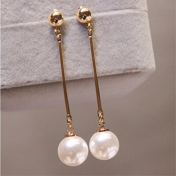 Chic Drop Earrings Showcasing Distinctive Handcrafted Pearls