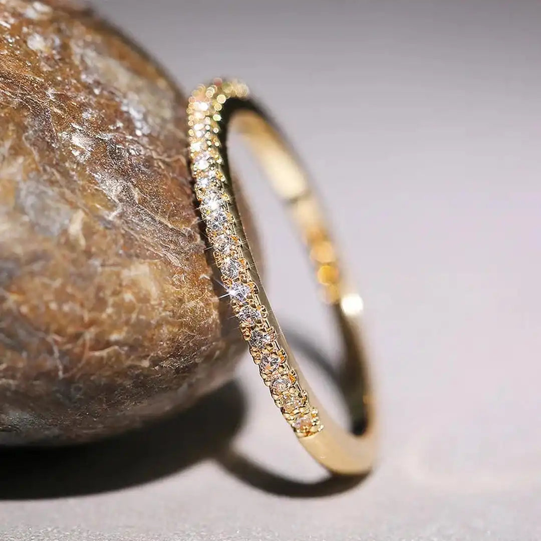 Elyse Simple Zirconia Band