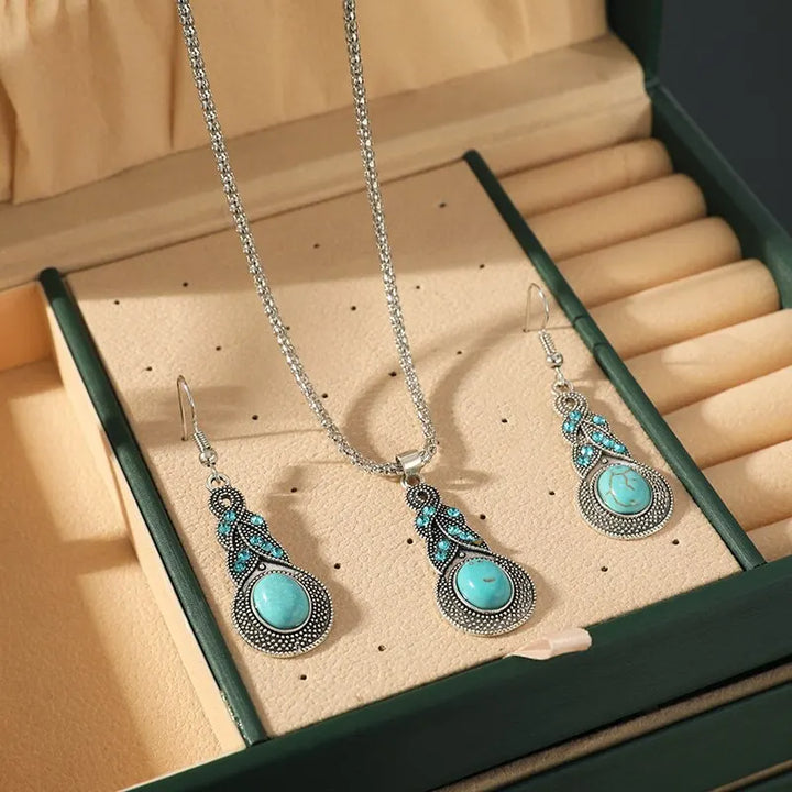 Vintage Turquoise Gemstone Jewelry Set