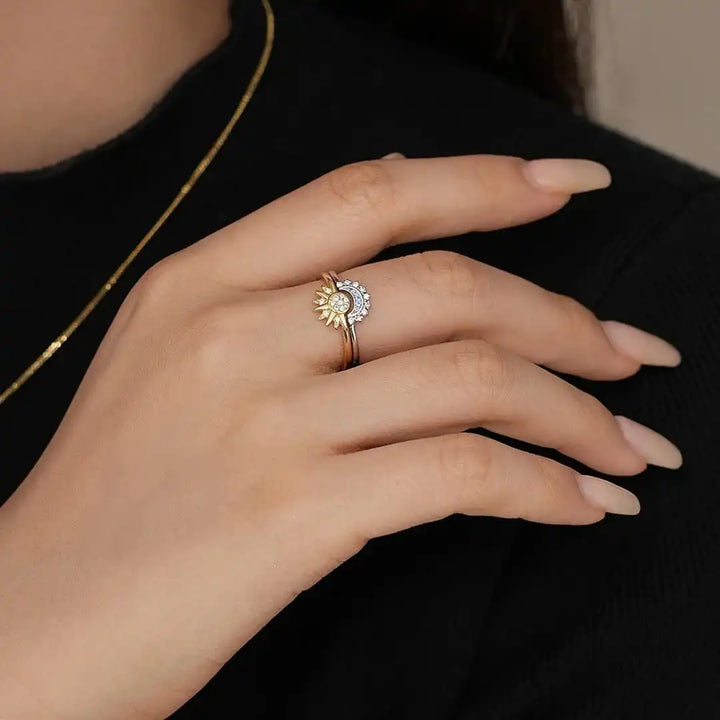 Timeless Silver Zirconia Sun and Moon Ring Set