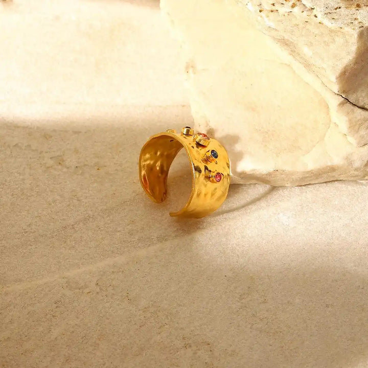 Vintage Gold Cubic Zirconia Band Ring