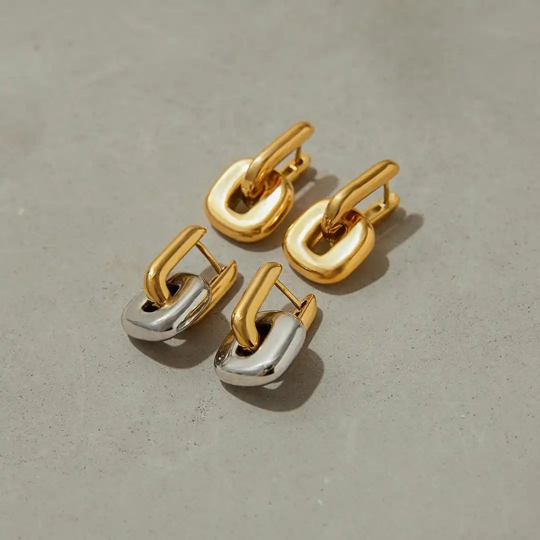 Chic Dual-Tone Gold Oval Earrings