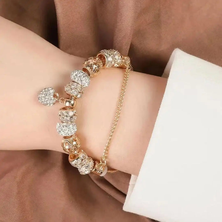Striking Gold Heart Bracelet