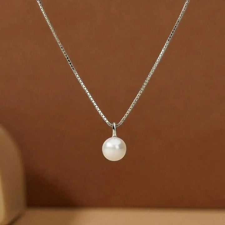 Timeless Pearl Pendant Necklace