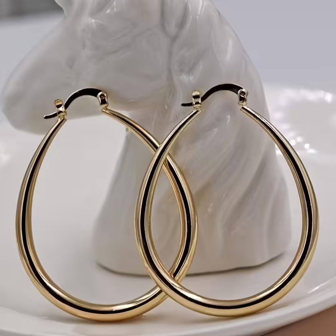 Distinctive Vintage Gold Earrings