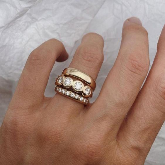 Zirconia-Enhanced Gold Ring