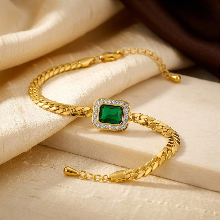 Emerald and Gold Link Bracelet
