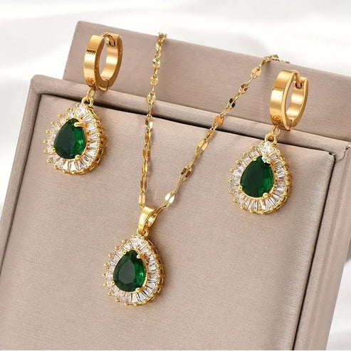 Rheya Lysandelle Jewelry Collection