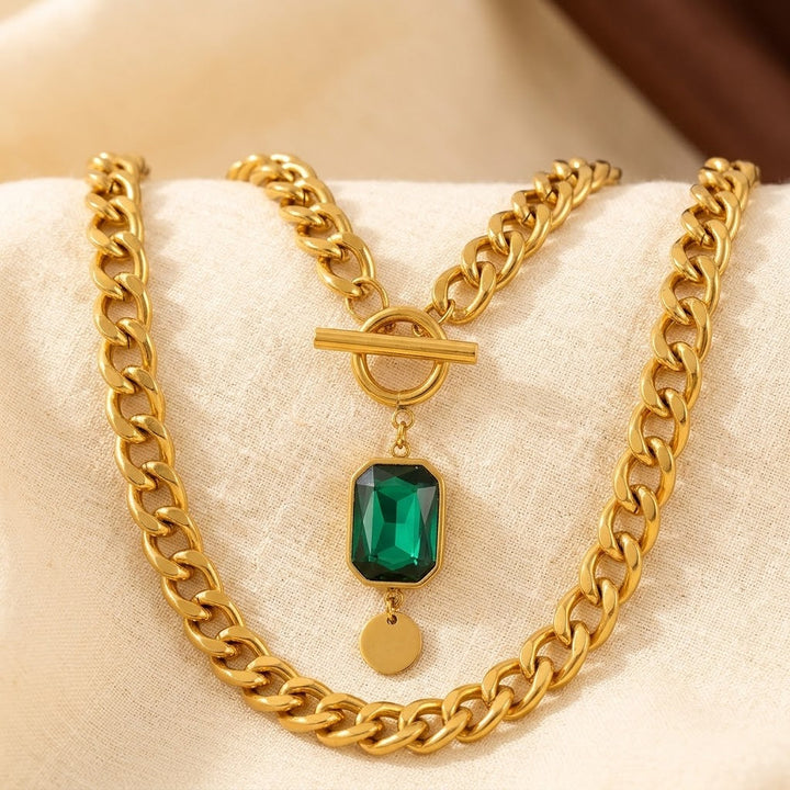 Emerald and Gold Link Necklace