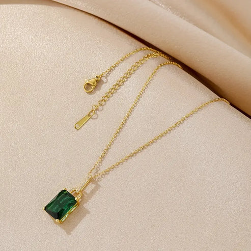 Verena Locke Pendant Necklace
