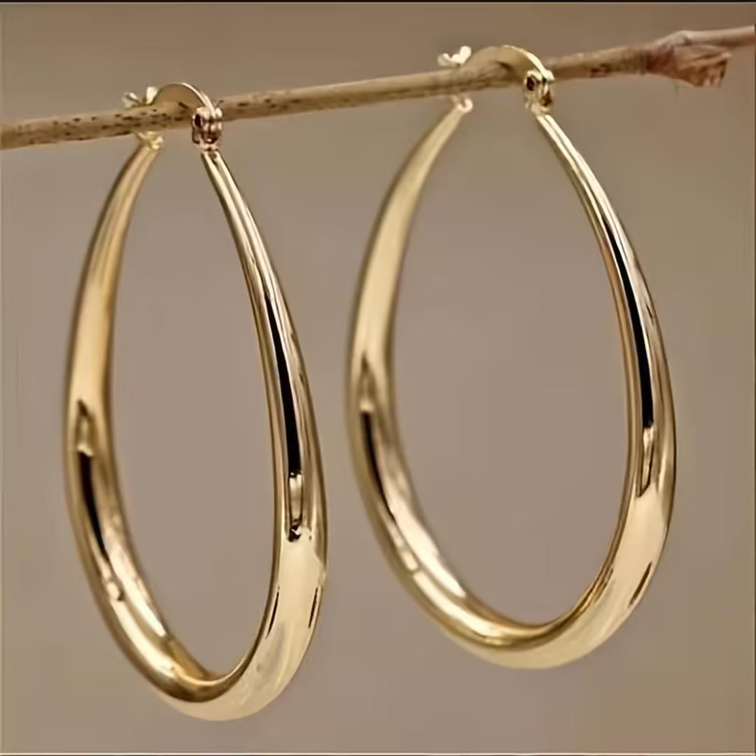 Distinctive Vintage Gold Earrings