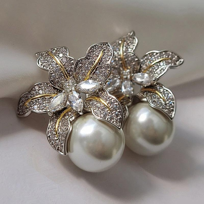 Elegant Floral-Inspired Pearl Earrings