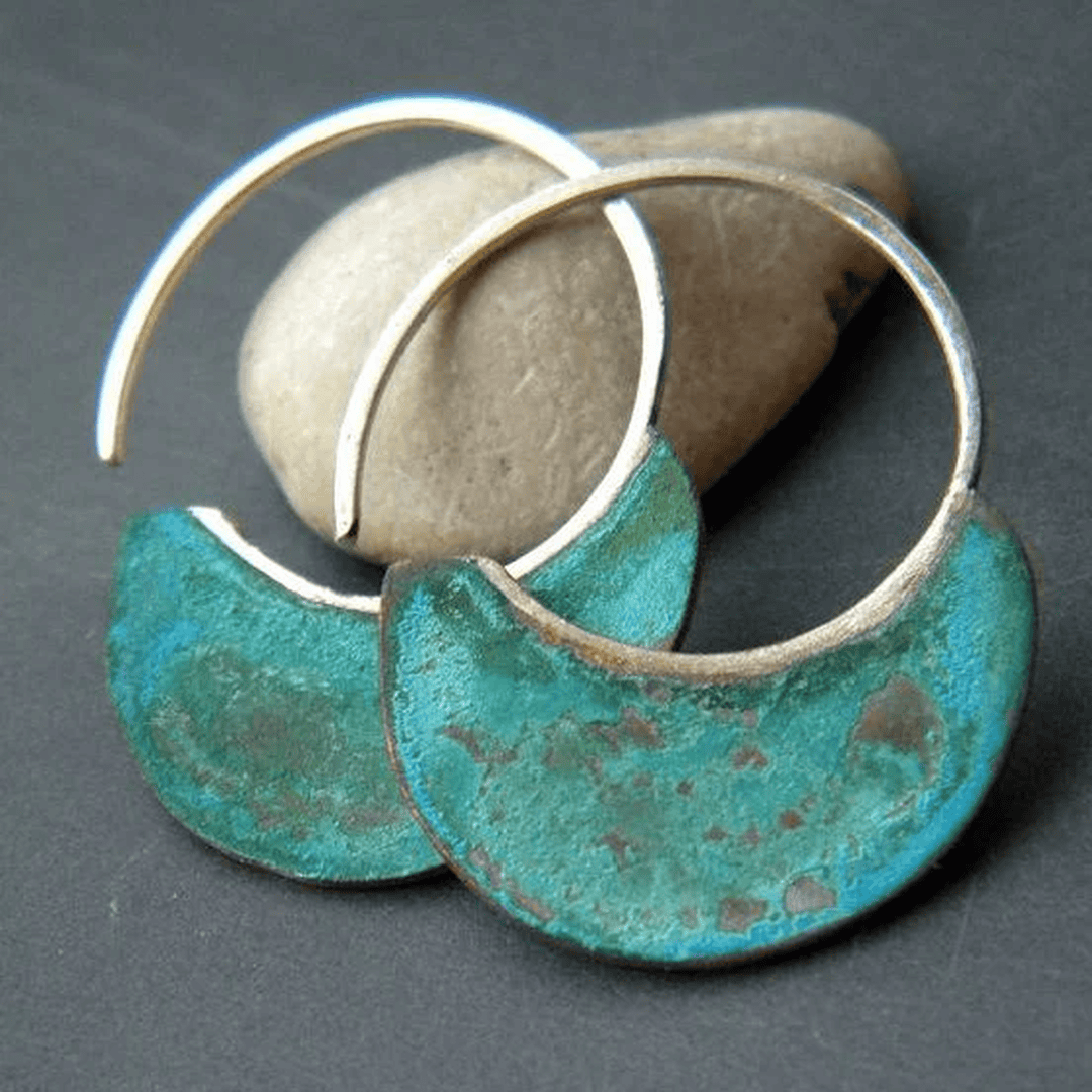 Vintage-Inspired Turquoise Distressed Earrings
