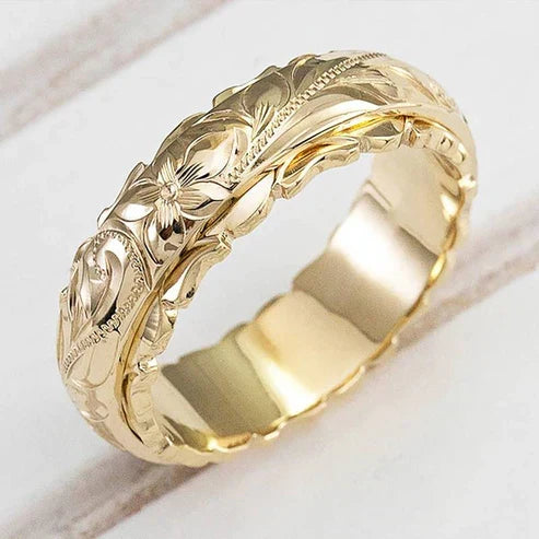 Antique Golden Floral Ring
