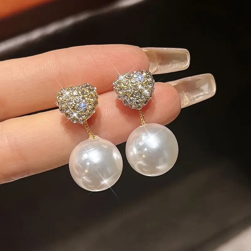 Stylish Sparkling Pearl Earrings