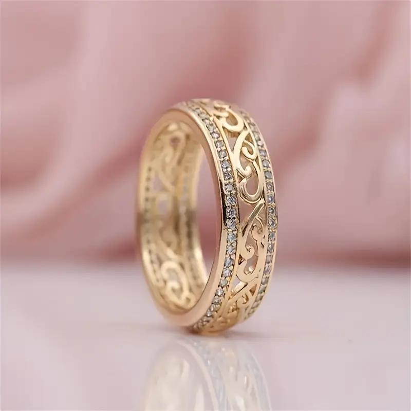 Glowing Hollow Gold Ring