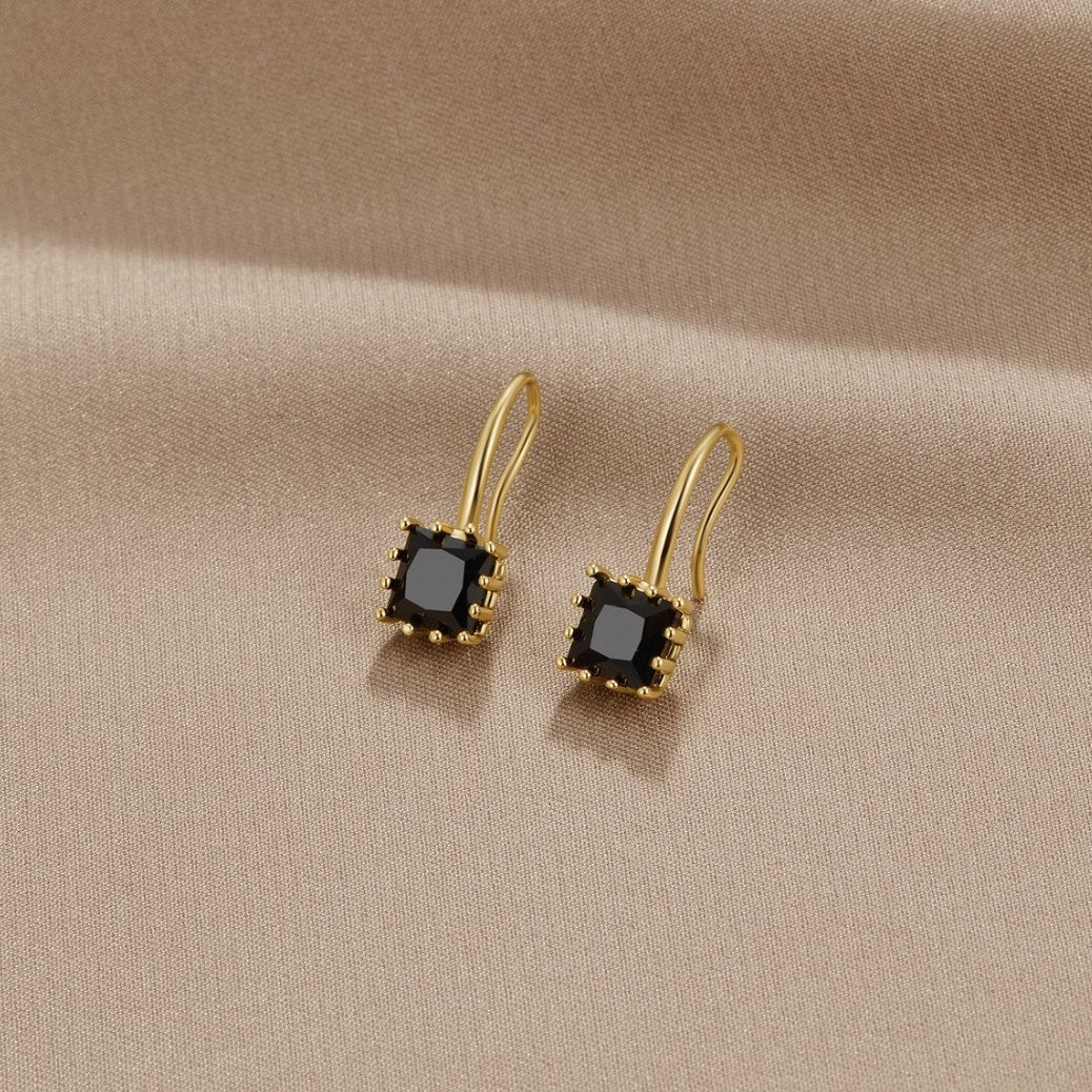 Captivating Crystal Dangle Earrings