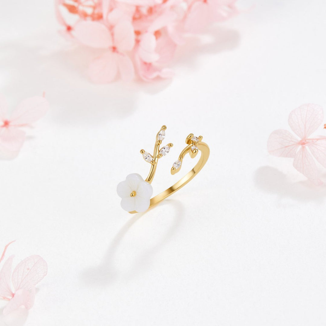 Gold Leaf Design Open Ring with Floral Accents